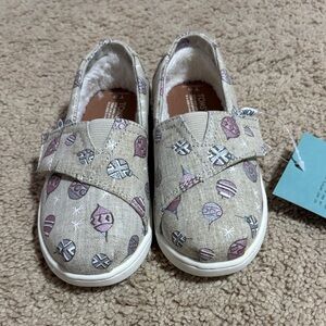 Toms Kids Sneakers in Gray and Purple